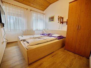 Eladó 800 m²-esegyéb vendéglátó egység Nagymányok, Malom utca: 230'000'000 Ft