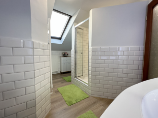 Eladó 199 m²-esikerház Nagytarcsa, Füzesliget utca: 149'900'000 Ft