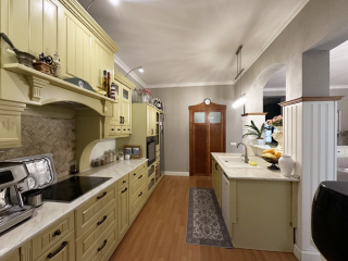 Eladó 199 m²-esikerház Nagytarcsa, Füzesliget utca: 149'900'000 Ft