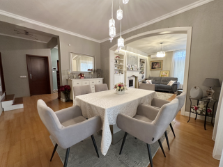 Eladó 199 m²-esikerház Nagytarcsa, Füzesliget utca: 149'900'000 Ft