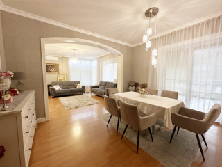 Eladó 199 m²-esikerház Nagytarcsa, Füzesliget utca: 159'900'000 Ft
