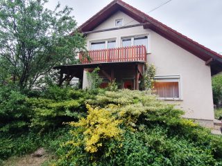 Eladó 147 m²-escsaládi ház Nagytarcsa, Öreghegy: 124'900'000 Ft