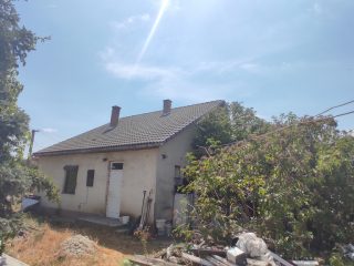 Eladó 90 m²-escsaládi ház Nagyvenyim, Dózsa György utca: 25'900'000 Ft