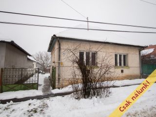 Eladó 81 m²-escsaládi ház Nézsa, Kossuth út: 27'000'000 Ft