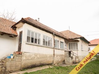 Eladó 81 m²-escsaládi ház Nézsa, Kossuth út: 27'000'000 Ft