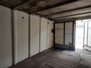 Kiadó 14 m²-eskülönálló garázs Nyíregyháza, Árpád utca: 25'000 Ft