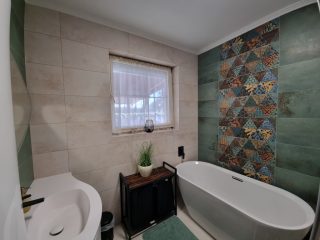 Eladó 150 m²-escsaládi ház Nyíregyháza, Borbánya: 93'000'000 Ft