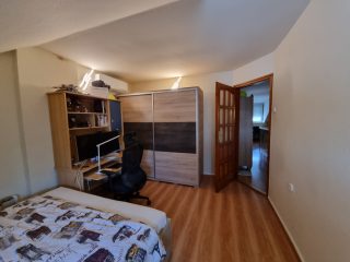 Eladó 150 m²-escsaládi ház Nyíregyháza, Borbánya: 93'000'000 Ft