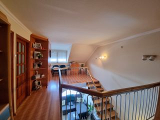 Eladó 150 m²-escsaládi ház Nyíregyháza, Borbánya: 93'000'000 Ft