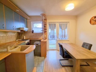 Kiadó 80 m²-estársasházi lakás Nyíregyháza, Bujtos utca: 160'000 Ft