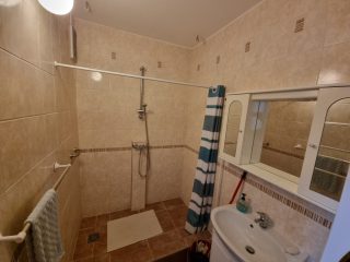 Kiadó 62 m²-estársasházi lakás Nyíregyháza, Búza tér: 200'000 Ft