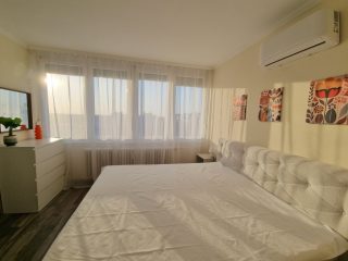 Kiadó 62 m²-estársasházi lakás Nyíregyháza, Búza tér: 200'000 Ft