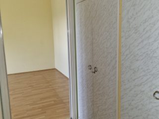 Eladó 44 m²-estársasházi lakás Nyíregyháza, Család utca: 29'900'000 Ft