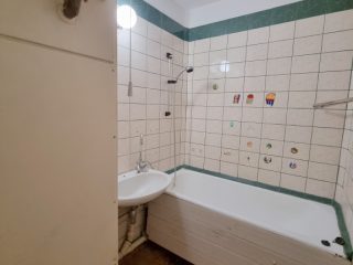 Eladó 44 m²-estársasházi lakás Nyíregyháza, Család utca: 29'900'000 Ft