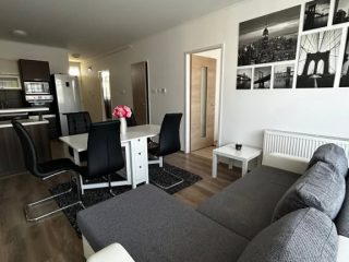 Eladó 62 m²-estársasházi lakás Nyíregyháza, Damjanich lakópark: 62'000'000 Ft