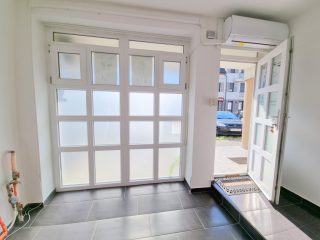 Kiadó 30 m²-esüzlethelyiség utcai bejárattal Nyíregyháza, Epreskert utca: 95'000 Ft