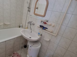 Kiadó 43 m²-estársasházi lakás Nyíregyháza, Északi körút: 110'000 Ft