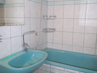 Kiadó 55 m²-estársasházi lakás Nyíregyháza, Fazekas János tér: 140'000 Ft