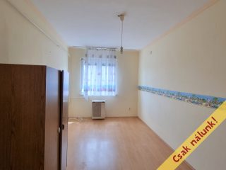 Eladó 54 m²-estársasházi lakás Nyíregyháza, Garibaldi utca: 39'500'000 Ft