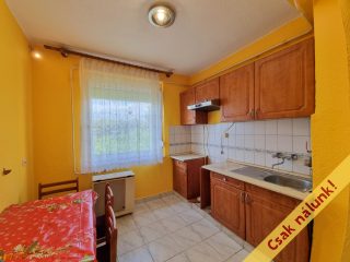Eladó 54 m²-estársasházi lakás Nyíregyháza, Garibaldi utca: 39'500'000 Ft