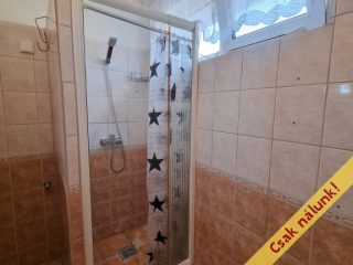 Eladó 52 m²-estársasházi lakás Nyíregyháza, Garibaldi utca: 40'000'000 Ft