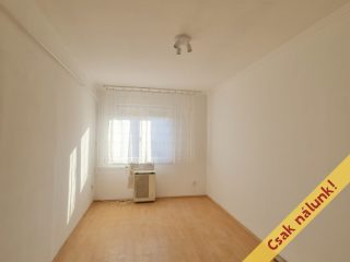 Eladó 52 m²-estársasházi lakás Nyíregyháza, Garibaldi utca: 40'000'000 Ft