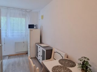 Kiadó 51 m²-estársasházi lakás Nyíregyháza, Homok sor utca: 130'000 Ft
