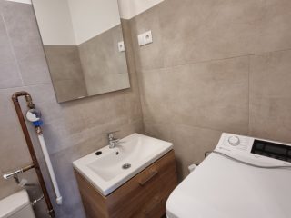 Kiadó 42 m²-estársasházi lakás Nyíregyháza, Petőfi utca: 135'000 Ft