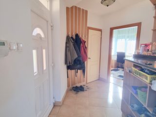 Eladó 121 m²-esikerház Nyíregyháza, Ságvári kertváros: 98'000'000 Ft