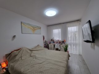 Eladó 111 m²-estársasházi lakás Nyíregyháza, Tavasz u közeli utca: 110'000'000 Ft