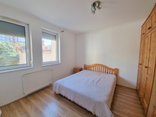 Kiadó 56 m²-estársasházi lakás Nyíregyháza, Új utca: 150'000 Ft