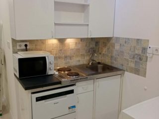 Kiadó 21 m²-estársasházi lakás Nyíregyháza, Vasvári Pál utca: 100'000 Ft