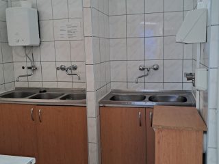 Eladó 67 m²-esvendéglátó egység utcai bejárattal Ózd, Árpád v. út: 27'500'000 Ft