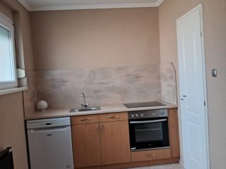 Eladó 44 m²-estársasházi lakás Ózd, Árpád v. út: 14'500'000 Ft