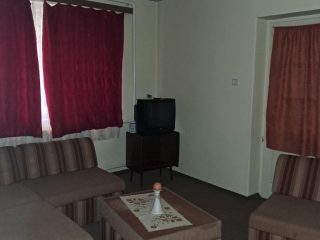 Eladó 110 m²-escsaládi ház Ózd, Csépány út: 14'000'000 Ft