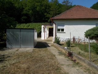 Eladó 90 m²-escsaládi ház Ózd, Damjanich út: 13'500'000 Ft