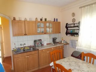 Eladó 90 m²-escsaládi ház Ózd, Damjanich út: 13'500'000 Ft