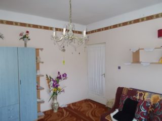 Eladó 140 m²-escsaládi ház Ózd, Előd vezér utca: 14'500'000 Ft