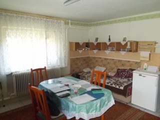 Eladó 140 m²-escsaládi ház Ózd, Előd vezér utca: 14'500'000 Ft