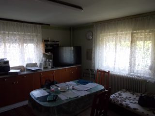 Eladó 140 m²-escsaládi ház Ózd, Előd vezér utca: 14'500'000 Ft