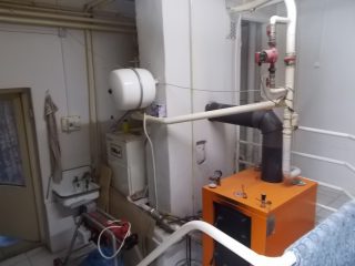 Eladó 140 m²-escsaládi ház Ózd, Előd vezér utca: 14'500'000 Ft