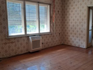 Eladó 100 m²-escsaládi ház Ózd, Honvéd út: 5'900'000 Ft