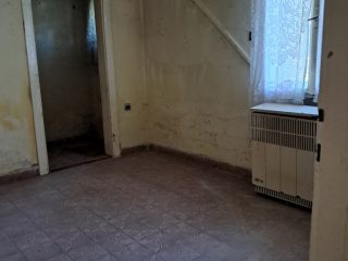 Eladó 100 m²-escsaládi ház Ózd, Honvéd út: 5'900'000 Ft