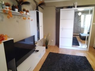 Eladó 49 m²-estársasházi lakás Ózd, Lehel vezér út: 13'000'000 Ft