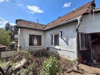 Eladó 50 m²-escsaládi ház Ózd, Liszt F. utca: 4'000'000 Ft