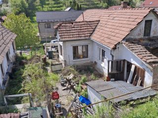 Eladó 50 m²-escsaládi ház Ózd, Liszt F. utca: 4'000'000 Ft