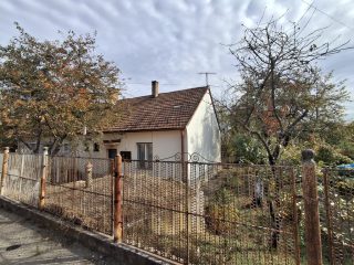 Eladó 67 m²-esikerház Ózd, Nyírfa utca: 7'000'000 Ft