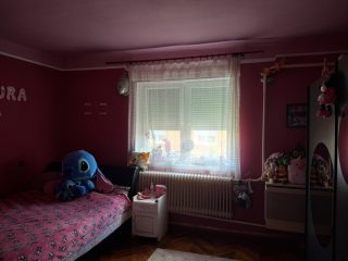 Eladó 97 m²-escsaládi ház Ózd, Szentsimoni út: 17'000'000 Ft