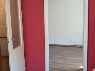 Eladó 35 m²-estársasházi lakás Ózd, Vasvár út: 10'800'000 Ft