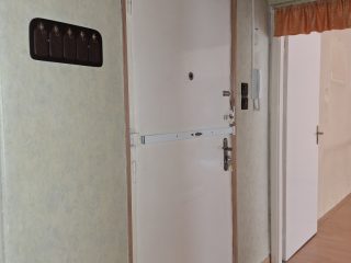 Eladó 56 m²-estársasházi lakás Ózd, Vasvár út: 12'000'000 Ft